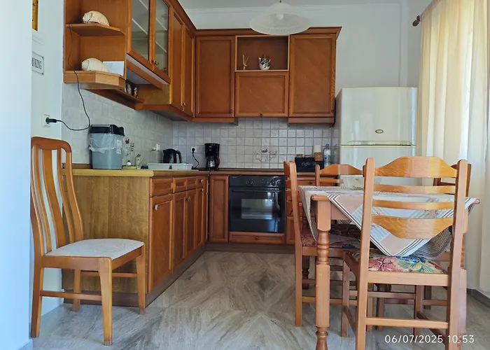 Holiday House With Sea View In Skala Polichnitos