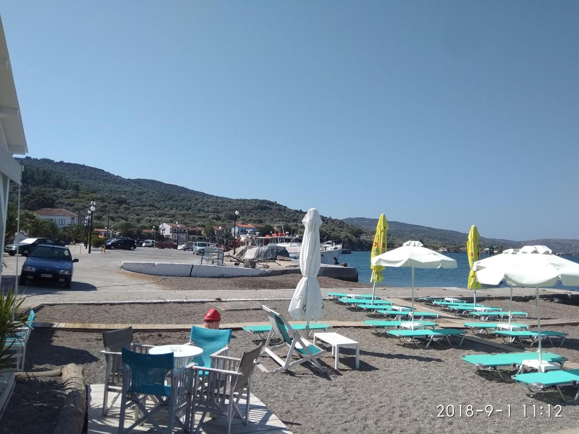 House With Sea View In Skala Polichnitos Holiday home