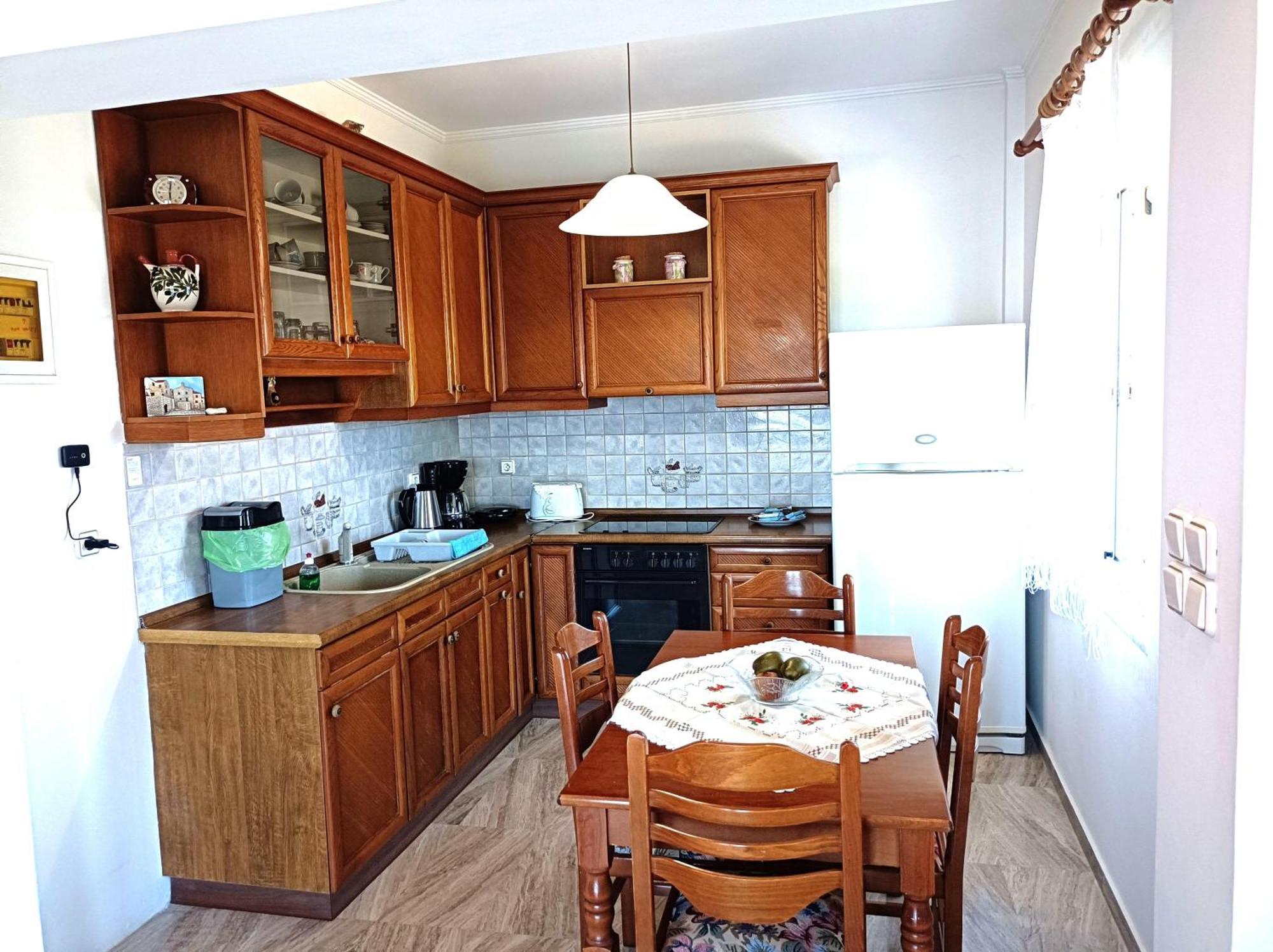 House With Sea View In Skala Polichnitos Holiday home *
